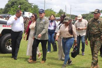 Autoridades del Gobierno y de la provincia de Darién se reunieron este domingo.