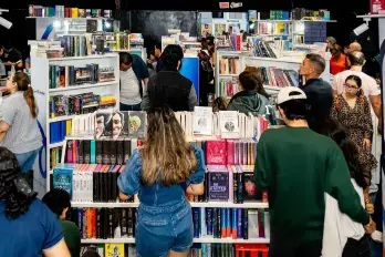 La Feria Internacional del Libro de Panamá vuelve esta semana a Atlapa, en una cita que pone en primer plano el valor de leer, comprender y mirar el mundo con otros ojos.