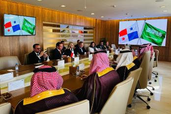 Panamá impulsa su agenda comercial en Medio Oriente con reuniones enfocadas en comercio, logística y exportaciones.