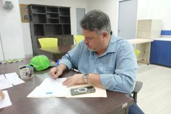 Richard Kilborn, actual primer vicepresidente del Partido Popular, presentó este sábado su formal postulación para la presidencia del partido.