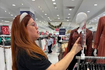 Entre luces y promociones: la otra cara de la Navidad