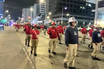 Las 16 compañías y la brigada infantil y juvenil participaron en los 138 años del primer cuerpo bomberil del país, el Cuerpo de Bomberos de la Ciudad de Panamá, creado en 1887.