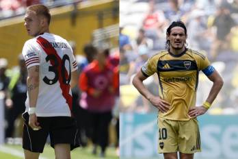 El jugador de River Plate, Franco Mastantuono (izq.), y Edison Cavani de Boca Juniors.