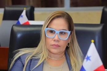 La diputada fue escogida de manera unánime por los miembros de la bancada oficialista.