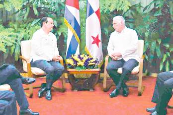 Javier Martínez - Acha y Miguel Díaz Canel