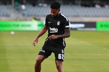 El defensor panameño del Besiktas, Amir Murillo.