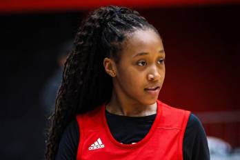 La jugadora de baloncesto Mikayla Hicks.