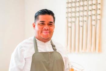Julián Martínez participará en la Feria Internacional del Libro de Panamá el jueves 27 y el viernes 28 de agosto.