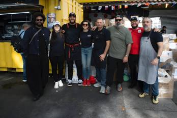 Parte del equipo de ArepaSOS.