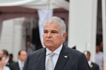 El mandatario afirmó que los cambios en la planilla no pueden hacerse de “un día para otro”.