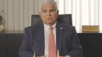 Mulino responde: ‘Cada metro cuadrado del Canal es de Panamá y lo seguirá siendo’.