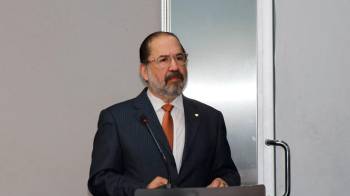 Javier Carrizo Esquivel, gerente general del Banconal.