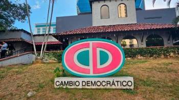 Cambio Democrático propone además utilizar la plataforma institucional del Banco Nacional y la Caja de Ahorros para establecer mejores rendimientos de los fondos de la CSS.
