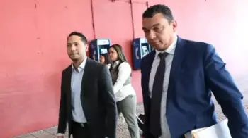 El equipo legal hace constar que Meneses, de manera expresa y categórica, reitera su compromiso de acudir puntualmente a la audiencia que sea programada.