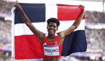 La dominicana Marileidy Paulino, campeona olímpica de 400m. EFE/EPA/FRANCK ROBICHON