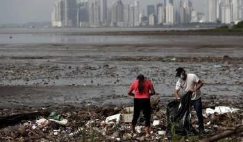 En Panamá se generan más de 380 mil toneladas de desechos plásticos.