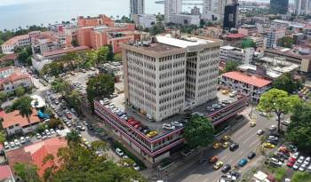 El histórico edificio Hatillo alberga la Alcaldía de Panamá, la más importante del país.
