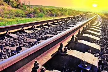 Panamá impulsa un ferrocarril de 475 kilómetros entre la capital y Paso Canoas con la meta de fortalecer la economía y la integración logística.