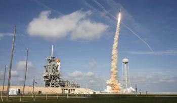 SpaceX lanza dron espacial militar de EEUU para misión de investigación
