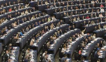 Imagen de archivo de la Eurocámara durante una sesión plenaria del Parlamento Europeo, en Estrasburgo (Francia).