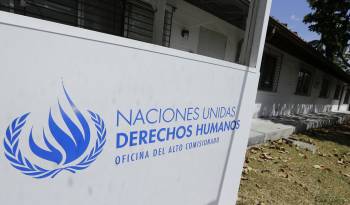 Detalle este martes, 20 de febrero, del exterior de la oficina del Alto Comisionado de las Naciones Unidas para los Derechos Humanos en Panamá.