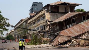 Más de 1.600 personas han sido víctimas fatales del terremoto que sacudió al país con una magnitud de 7.7.