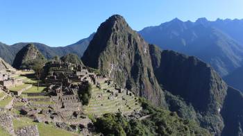 Vista general de la ciudadela prehispánica de Machu Picchu (Perú).