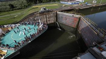 Para el exadministrador panameño, el Canal de Panamá es una ruta vital y estratégica para el comercio mundial.