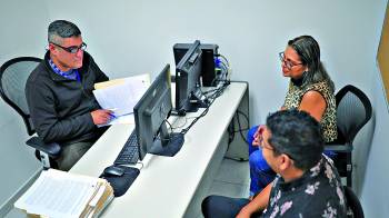 Los consumidores pueden usar varias plataformas para que la entidad inicie la investigación. Contratos y facturas importantes para el proceso.