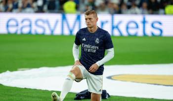 El centrocampista alemán del Real Madrid Toni Kroos antes del partido de LaLiga entre el Real Madrid y el Alavés e el estadio Santiago Bernabéu.