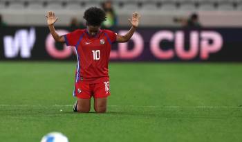 La propia futbolista, de 26 años, lanzó un comunicado en el que vuelve a recalcar la situación en la que se encuentra el fútbol femenino.