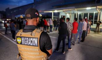 La mañana del sábado 26 de abril de 2024 fueron expulsados de Panamá 30 colombianos, por considerarse una amenaza para la seguridad colectiva adelante país.