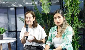 En la exposición organizada por GESE y Petroautos en Altaplaza, Lucía Meza (CAF) y Nelina Marín (BAC) conversaron sobre las acciones que como empresa, realizan para velar por la sostenibilidad en Panamá.