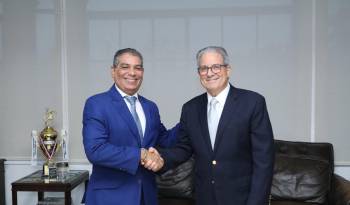 Sucre y Boyd Galindo se reunieron en la sede del Minsa en Ancón.