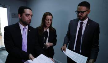 Los diputados Roberto Zúñiga, Janine Prado y Betserai Richards denuncian que no podrán estar presentes los periodistas y los asesores en la Comisión de Presupuesto.