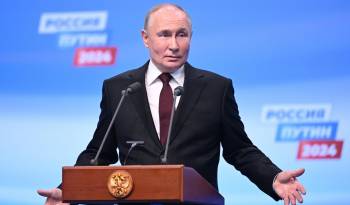 Putin, de 71 años, recibió el 87,34 % de los votos, diez puntos más que en 2018 (76,5).