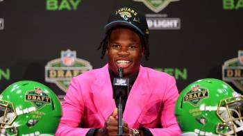 El nuevo Wide Receiver/Cornerback de los Jacksonville Jaguars, Travis Hunter.