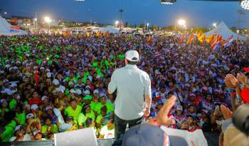 Este viernes inicia una gira de tres días en Bocas del Toro.