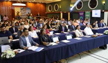 El congreso, enfocado fundamentalmente en el emprendimiento, se realiza con el objetivo de intercambiar ideas y aportar conocimiento que impulsen las oportunidades de negocios, que son claves para el desarrollo empresarial y el crecimiento económico de Panamá.