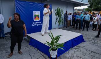 La alcaldesa Hernández rinde un informe sobre los cien primeros días de su gestión.