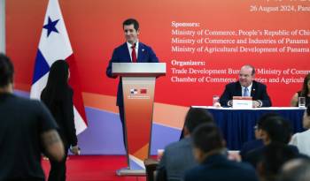 Carlos Hoyos, viceministro de Comercio e Industrias de Panamá, este lunes, durante la Ronda de Negocios &amp; Acto de Firma China-Panamá.