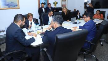 La subcomisión que analiza las reformas al Reglamento Interno de la Asamblea Nacional tienen hasta el 8 de abril para presentar su informe.
