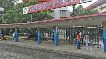 La Universidad suspende clases presenciales.