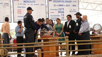 Celebración del sorteo de la lotería del pasado lunes 21 de abril desde la plaza Víctor Julio Gutíerrez.