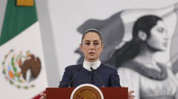 La presidenta de México, Claudia Sheinbaum, participa durante una rueda de prensa en Palacio Nacional en la Ciudad de México (México).