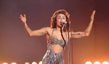 Foto de archivo de AFP de la presentación de Miley Cyrus en la edición número 68 de los premios Grammy.