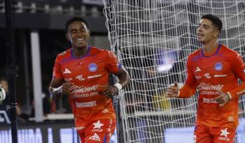 El panameño, Édgar Bárcenas durante el partido ante el Cruz Azul.