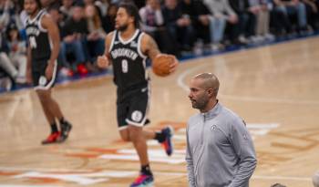 El entrenador español Jordi Fernández durante un partido de los Brooklyn Nets.