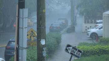 Imágenes de fuertes lluvias en ciudad de Panamá.
