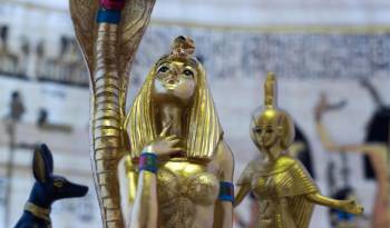 Son varias las moralejas que podemos rescatar de repasar la historia de Cleopatra.